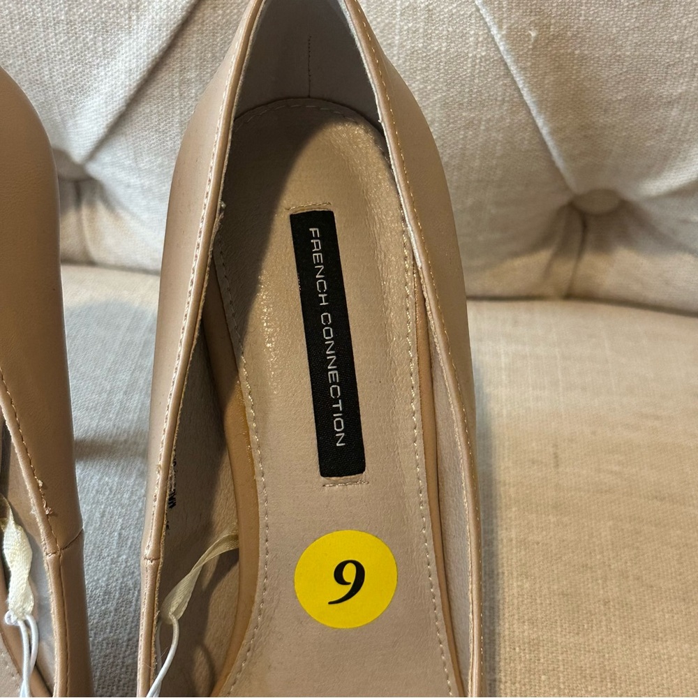 French Connection Tan / beige Pointed Toe Heels/ Pumps - Picture 4 of 11